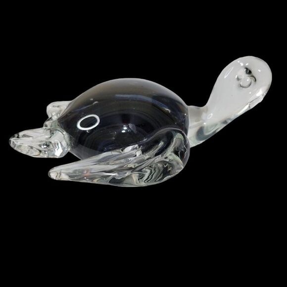 Dynasty Gallery Sea Turtle Glass Paperweight - Picture 3 of 8